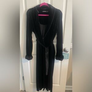Ralph Lauren women’s black velvet robe Medium